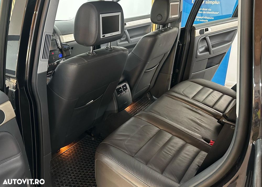 Volkswagen Touareg - 18