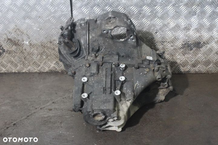 SKRZYNIA BIEGÓW NISSAN ALMERA N16 - 4