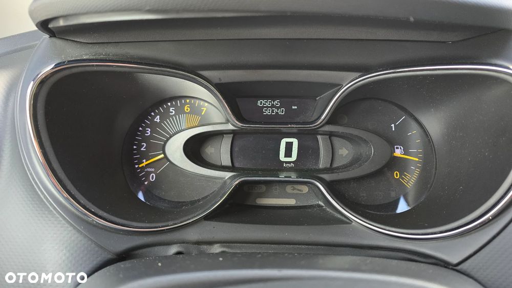 Renault Captur - 25