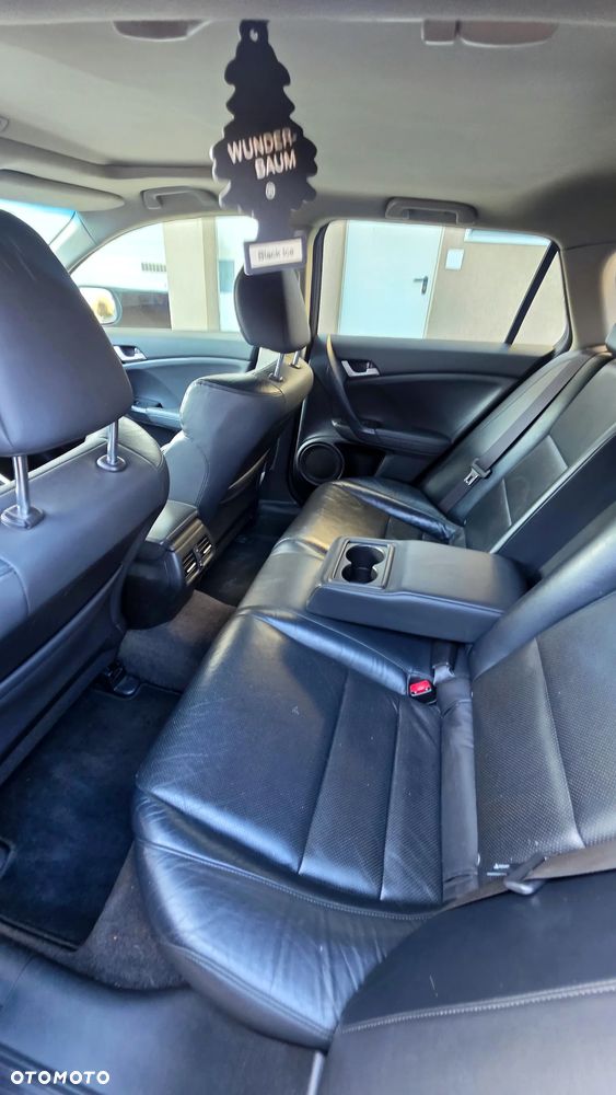 Honda Accord 2.2d Executive Nav - 12