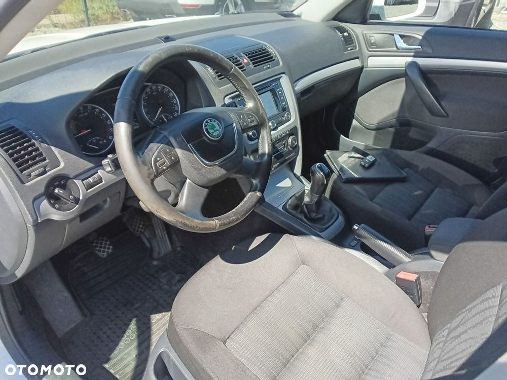 Skoda Octavia - 9