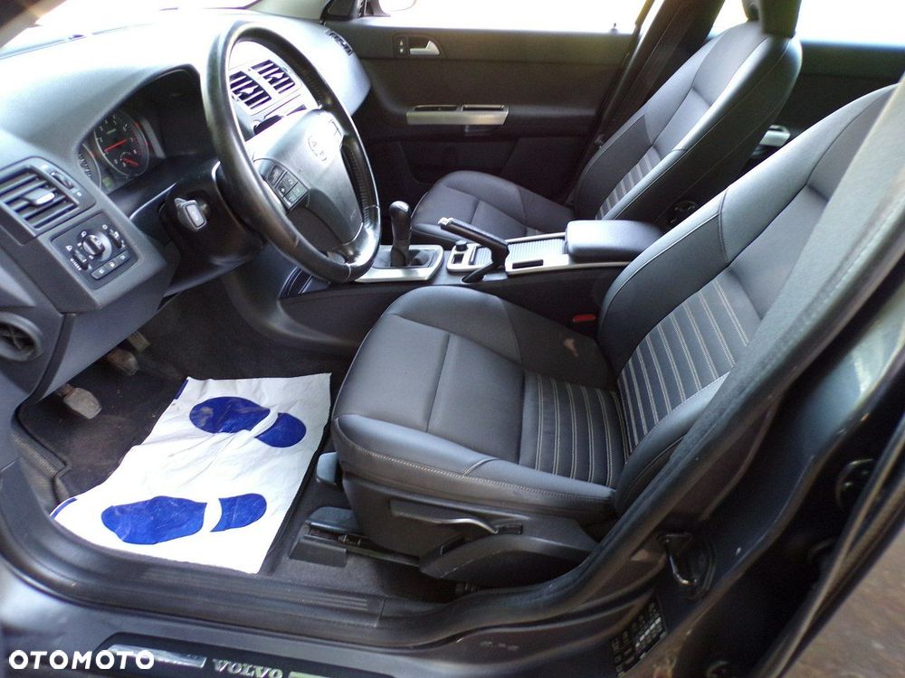 Volvo V50 - 23