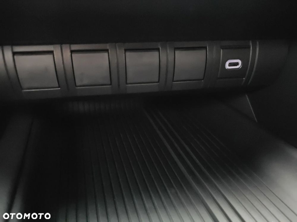 Toyota C-HR - 41