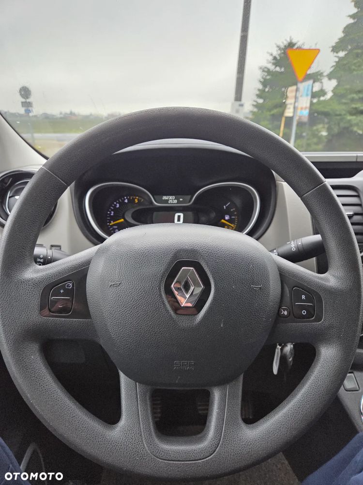 Renault Trafic - 40