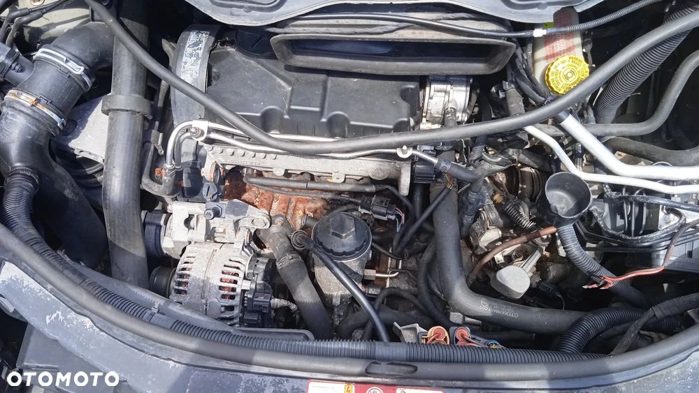 Części blacharskie mechaniczne LZ9W  silnik BNV skrzynia EXB Audi A2 1.4 TDI - 2