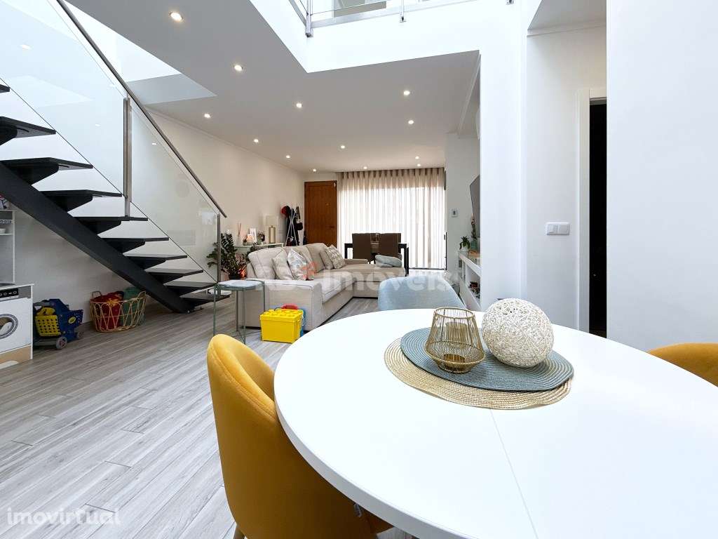 Moradia T3+1 no centro do Entroncamento C/Garagem - Grande imagem: 4/53