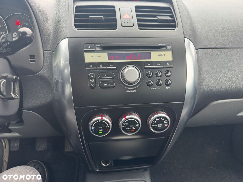 Suzuki SX4 1.9 DDiS DPF 4x2 Comfort - 12
