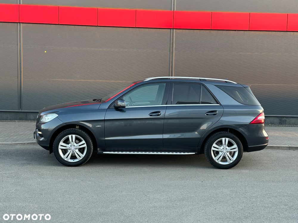 Mercedes-Benz ML - 14