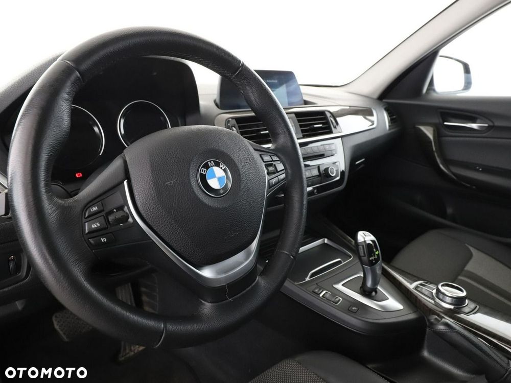 BMW Seria 1 120d xDrive Urban Line - 15