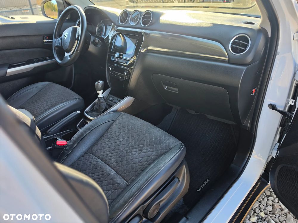 Suzuki Vitara 1.4 Boosterjet Hybrid Comfort+ - 8