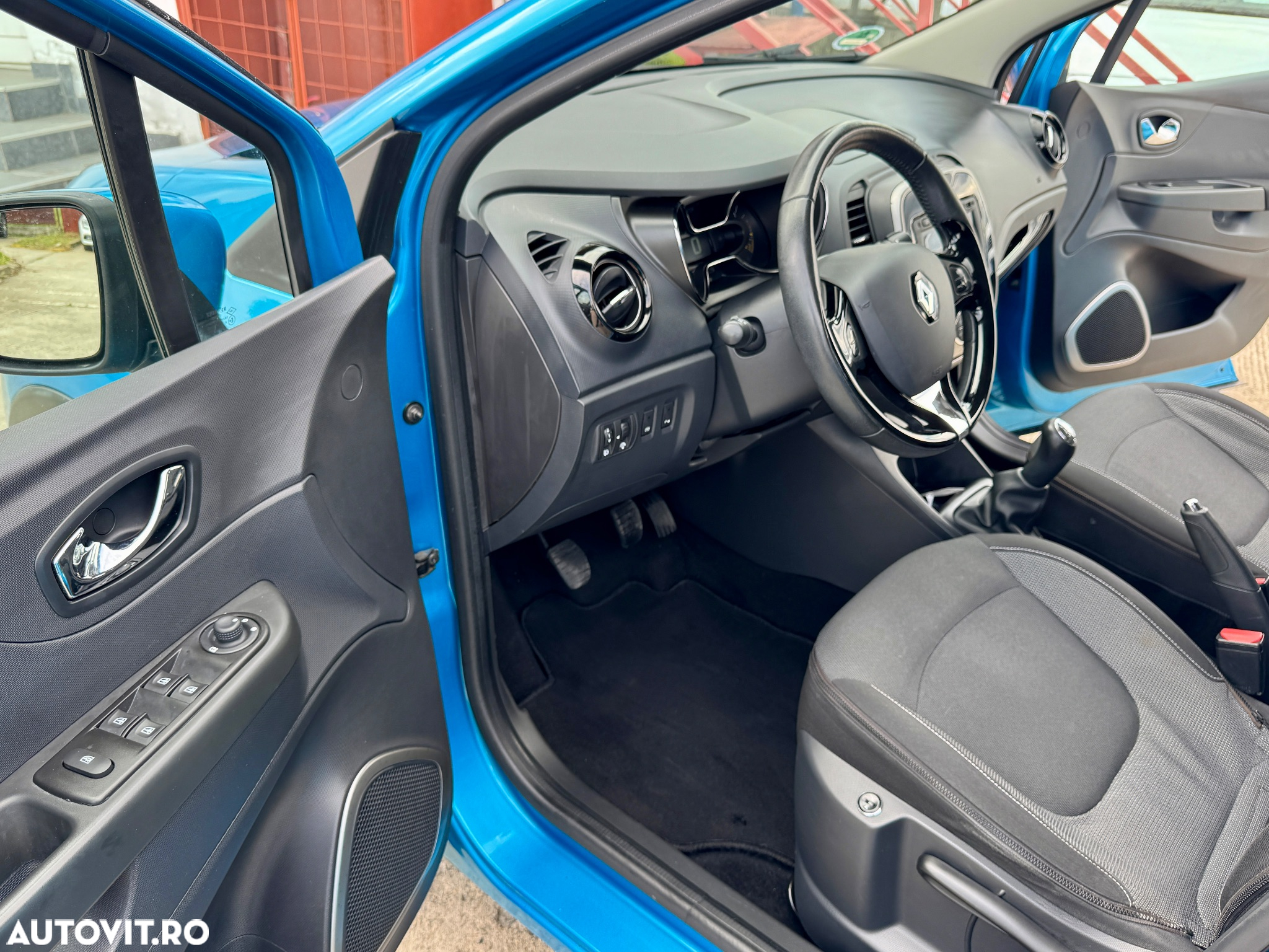 Renault Captur - 11
