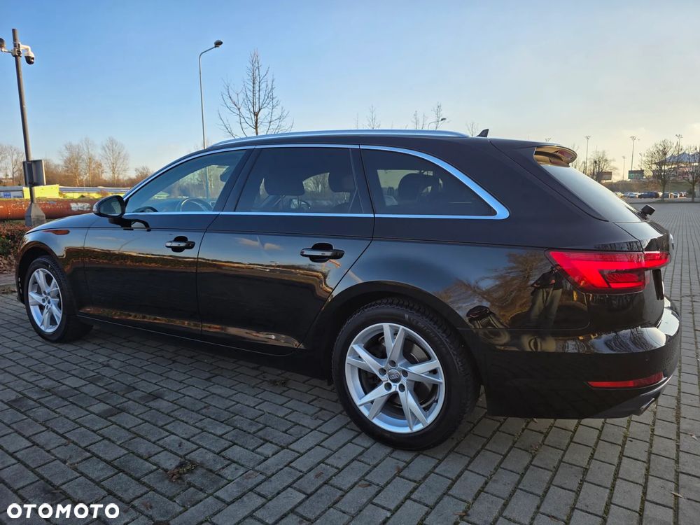 Audi A4 Avant 2.0 TDI S tronic - 17