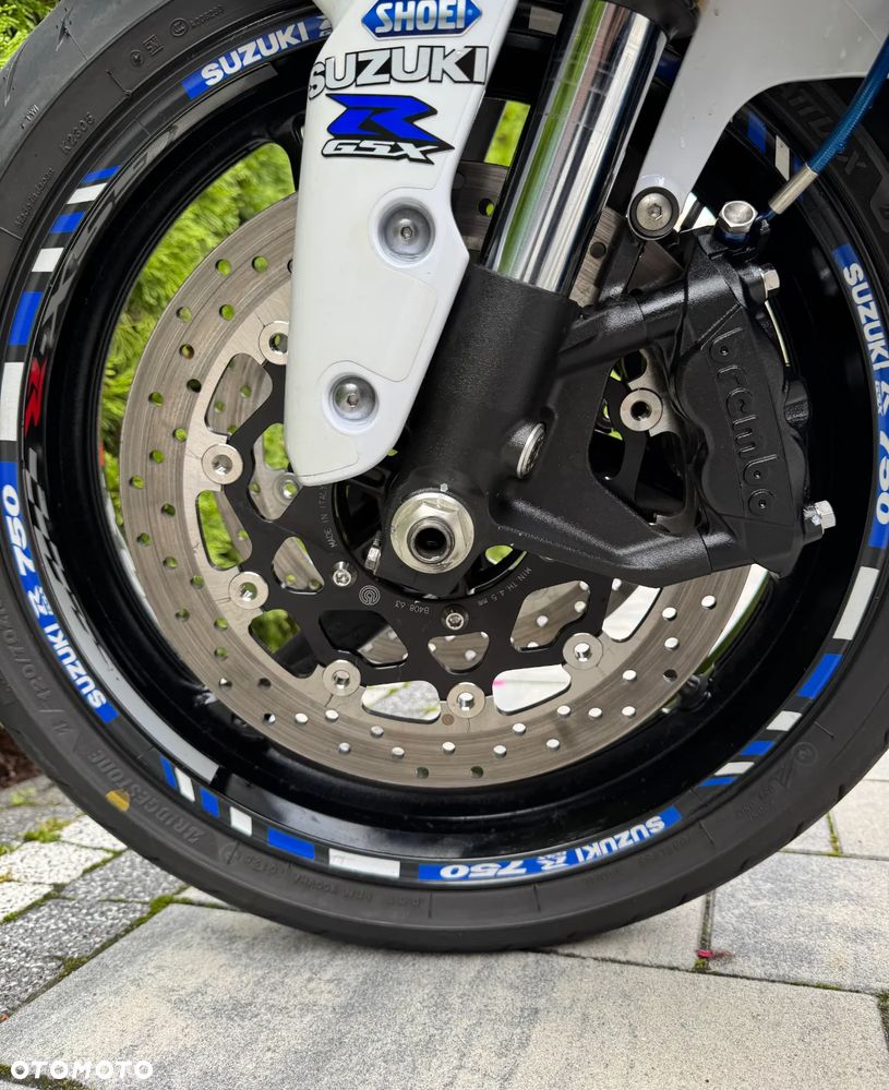 Suzuki GSX-R - 7