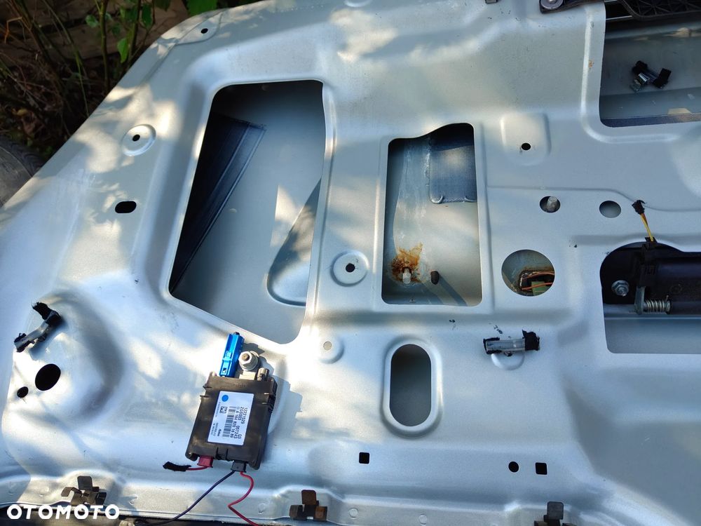 MERCEDES W164 ML Klapa Tylna Tył lak 775 - 21