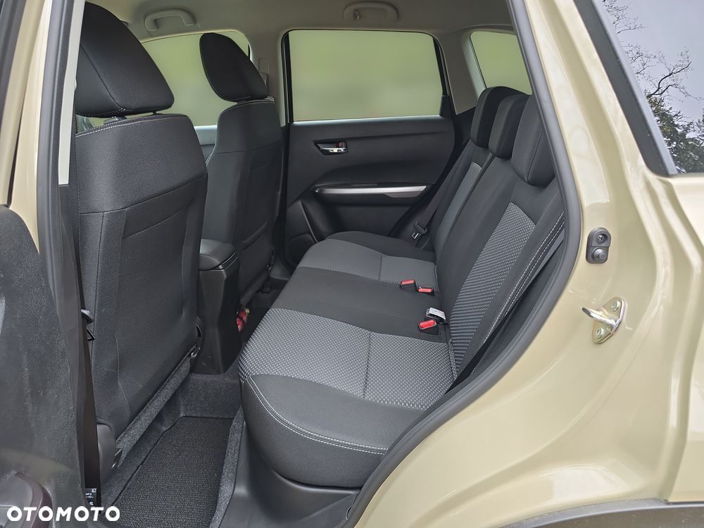 Suzuki Vitara 1.4 Boosterjet mHEV Premium Plus 2WD - 11