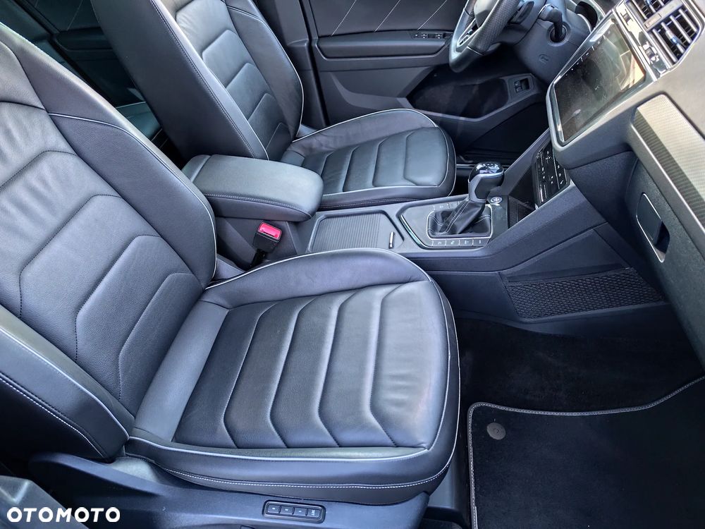 Volkswagen Tiguan 1.4 eHybrid OPF DSG R-Line - 19