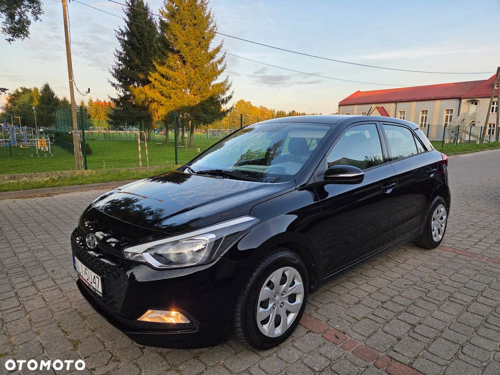 Hyundai i20 blue 1.2 - 2