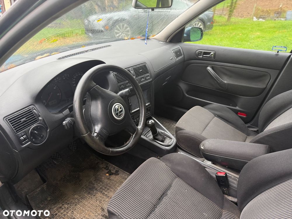 Volkswagen Golf 1.9 TDI - 3