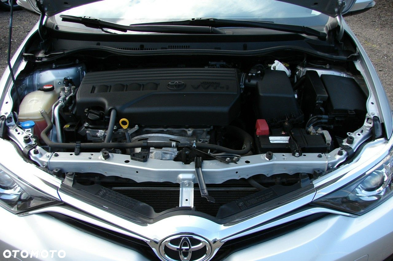 Toyota Auris - 22