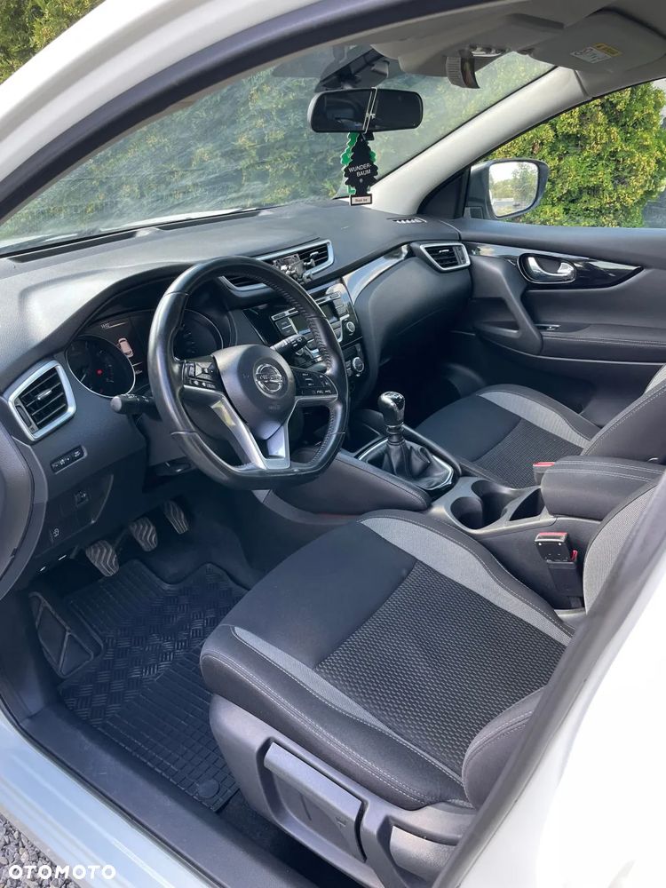 Nissan Qashqai 1.2 DIG-T Acenta EU6 - 6