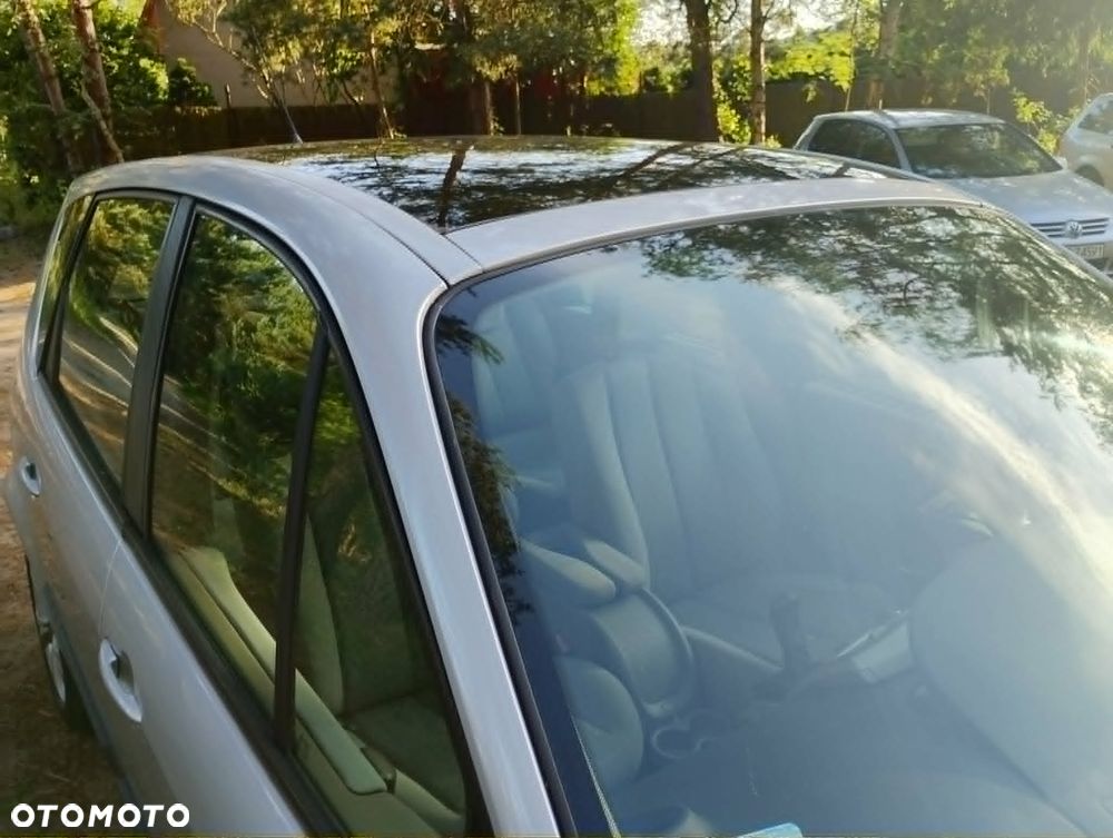 Renault Scenic 1.6 16V Confort Authentique - 8