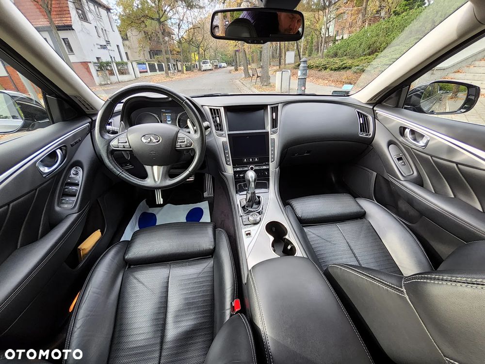 Infiniti Q50 2.0t Sport Tech - 8