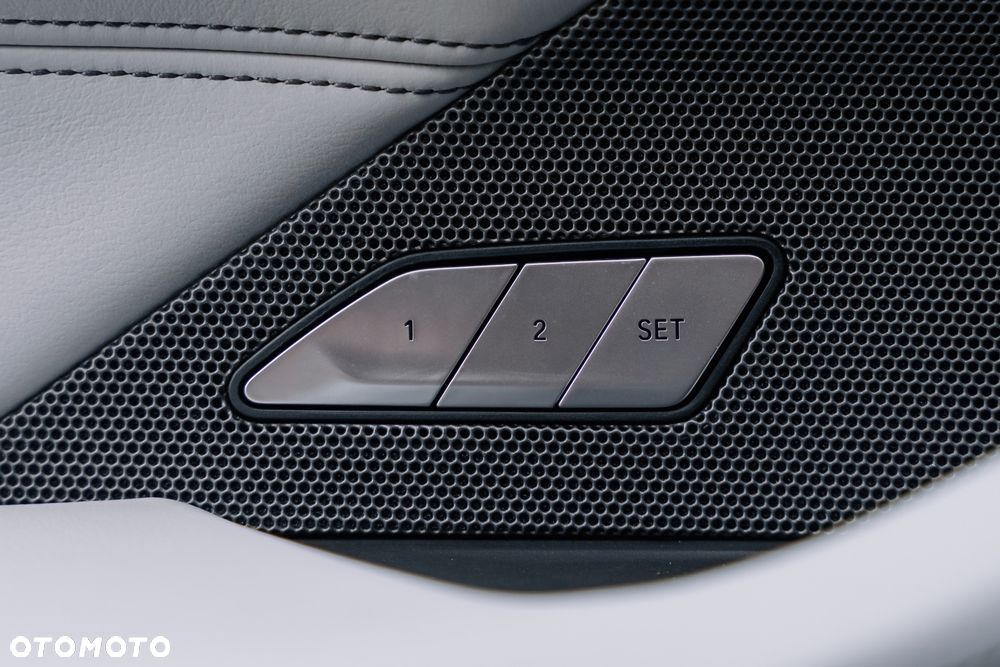 BMW M4 Competition M xDrive - 17