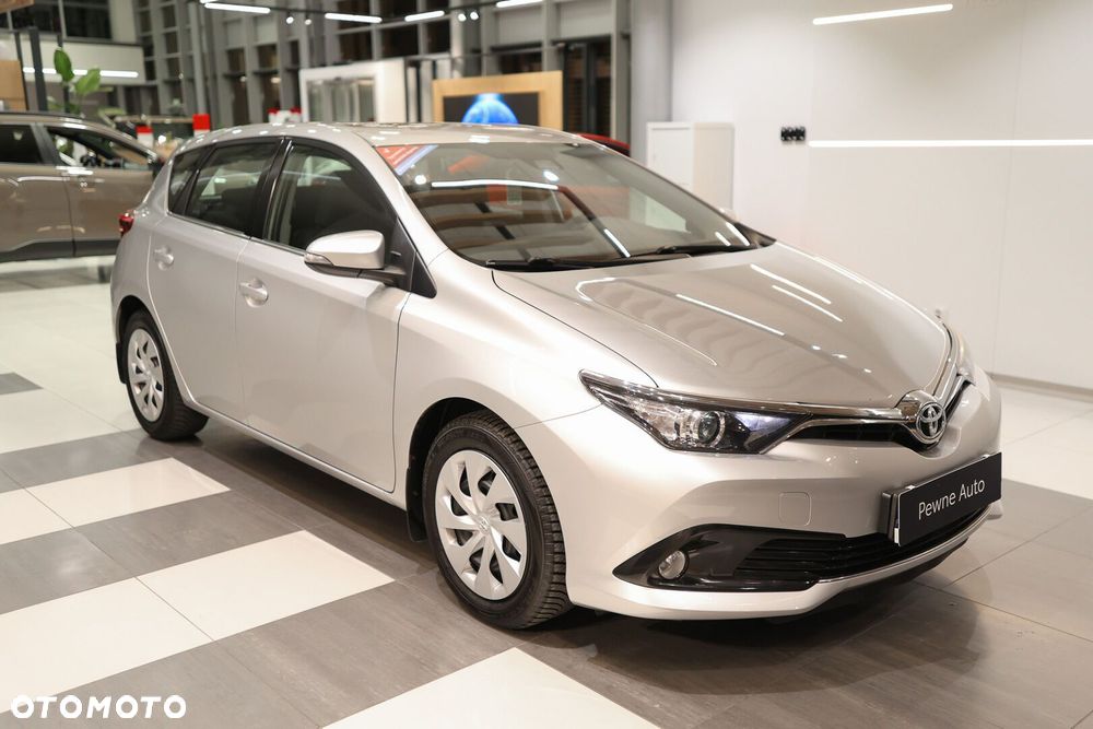 Toyota Auris - 3