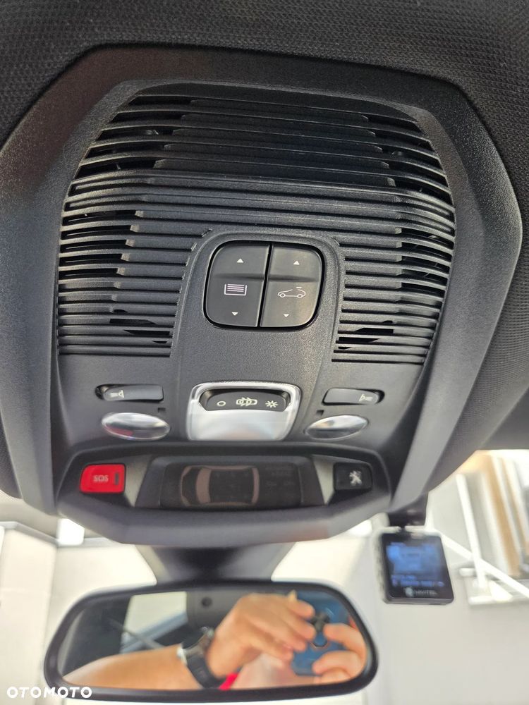 Peugeot 5008 BlueHDi 180 EAT8 GT Pack - 32