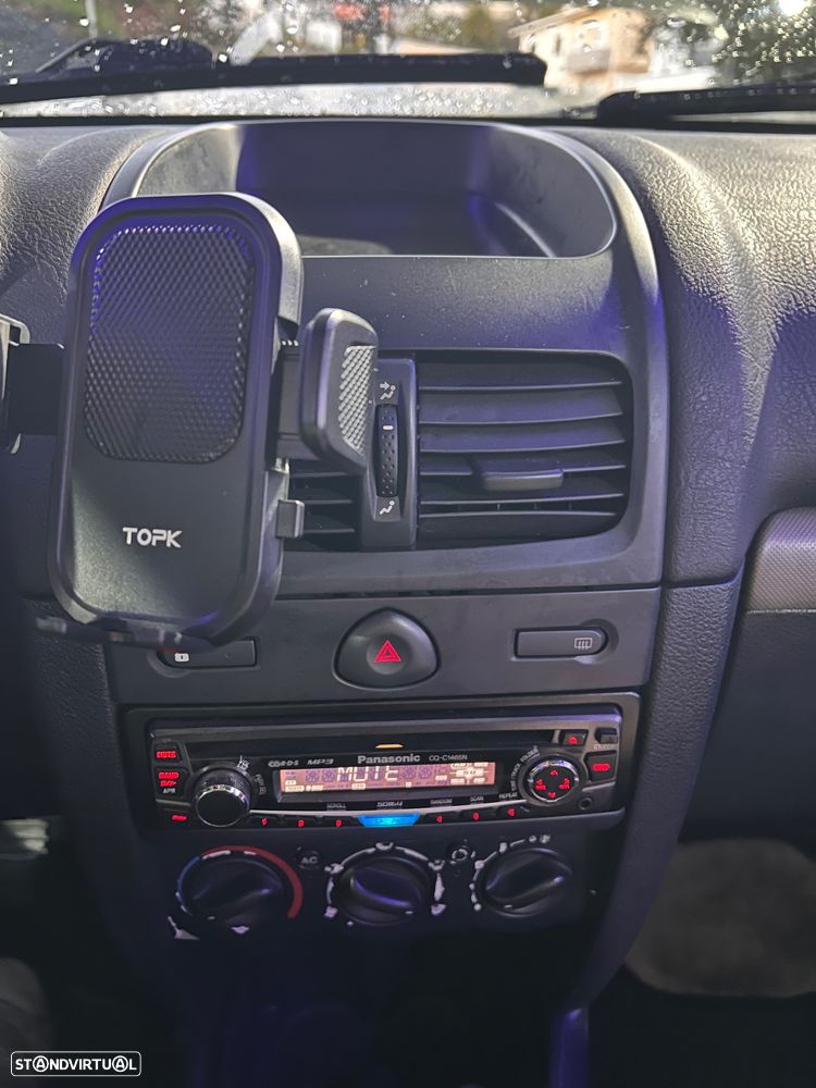 Renault Clio 1.5 dCi Pack - 6