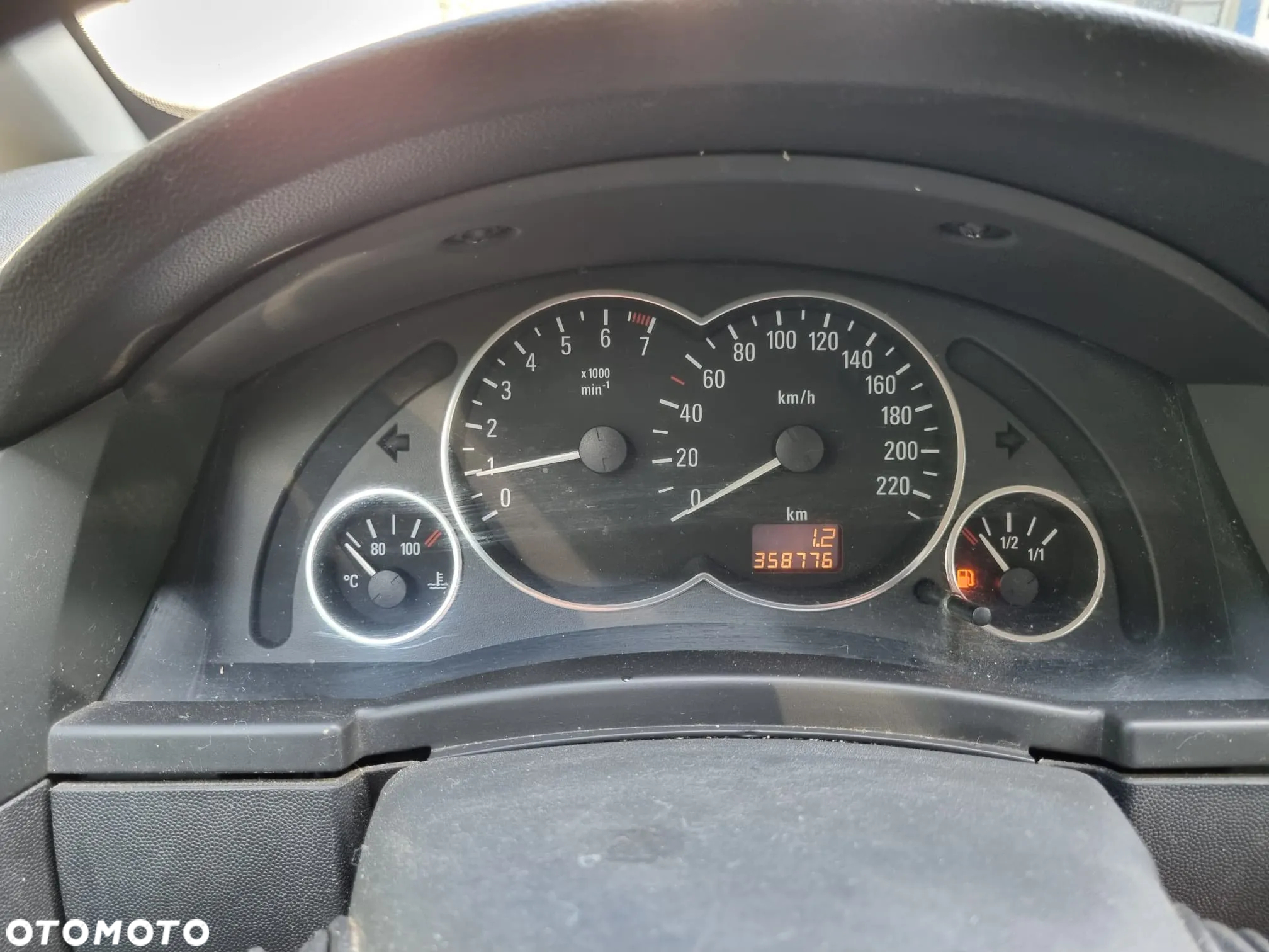Opel Meriva 1.6 16V (Essentia) - 7