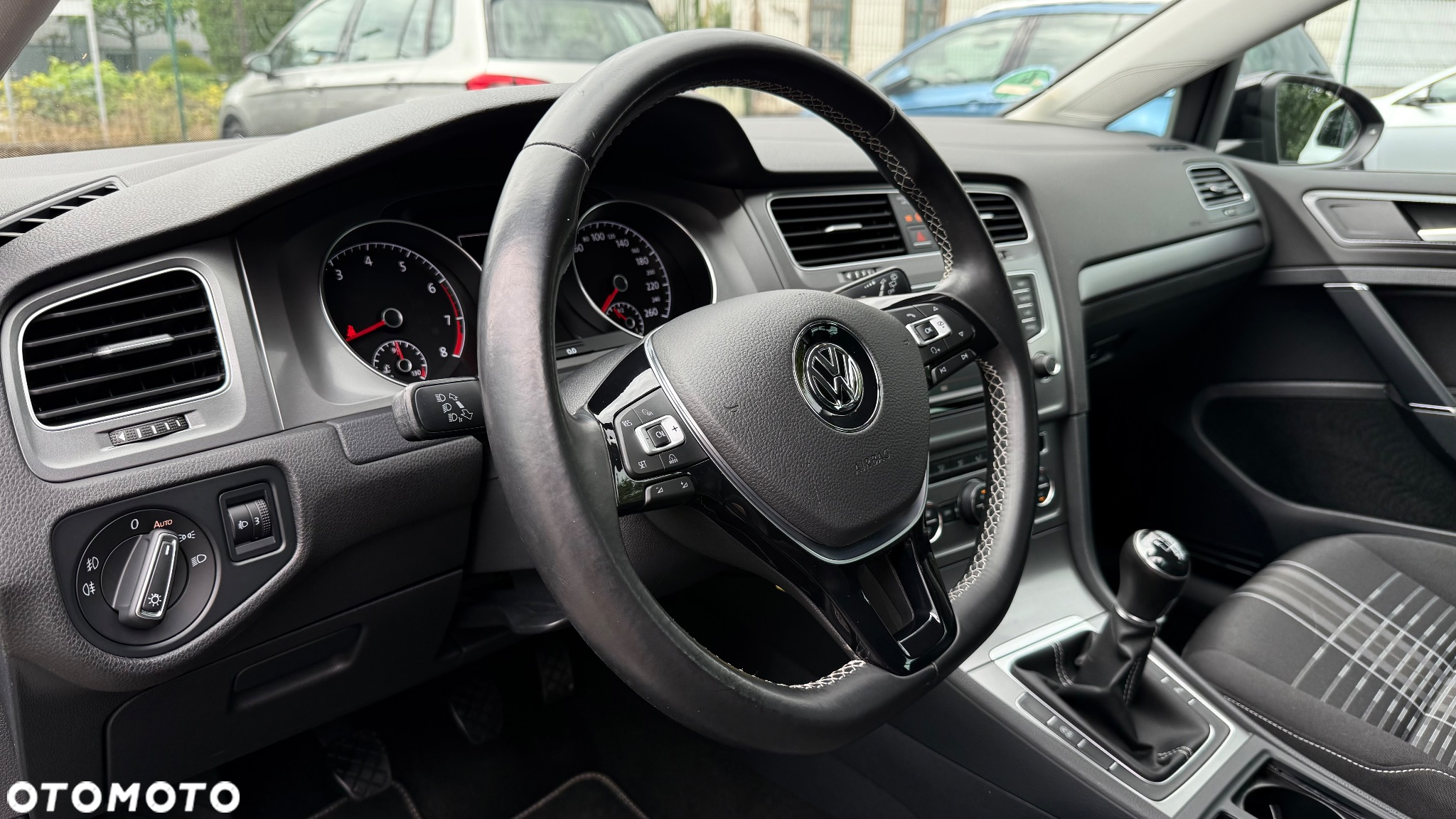 Volkswagen Golf 1.4 TSI BlueMotion Technology Lounge - 29