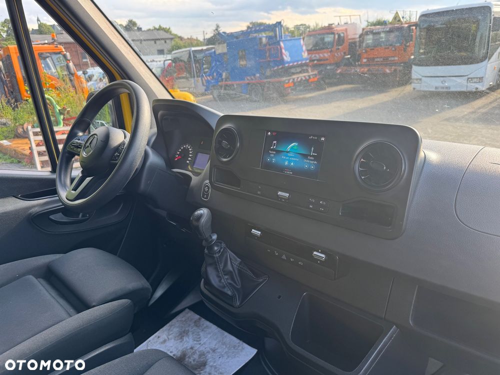 Mercedes-Benz Sprinter 311CDI 2022r. Klima L2H2 - 30