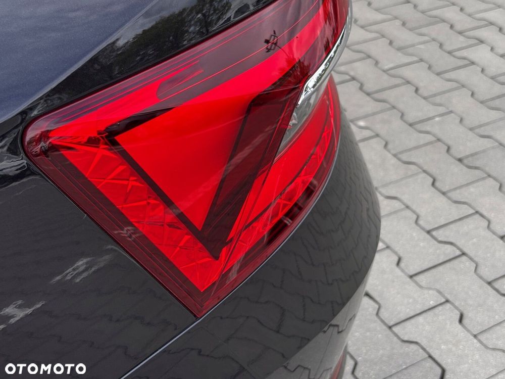 Skoda Superb 2.0 TDI SCR L&K DSG - 12