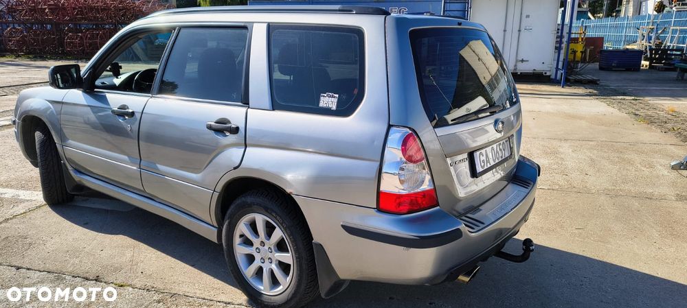 Subaru Forester 2.0 XC Celebration - 8