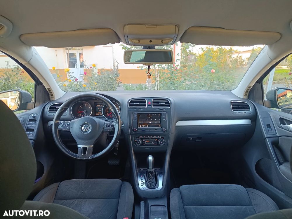 Volkswagen Golf 2.0 TDI Comfortline DSG - 17