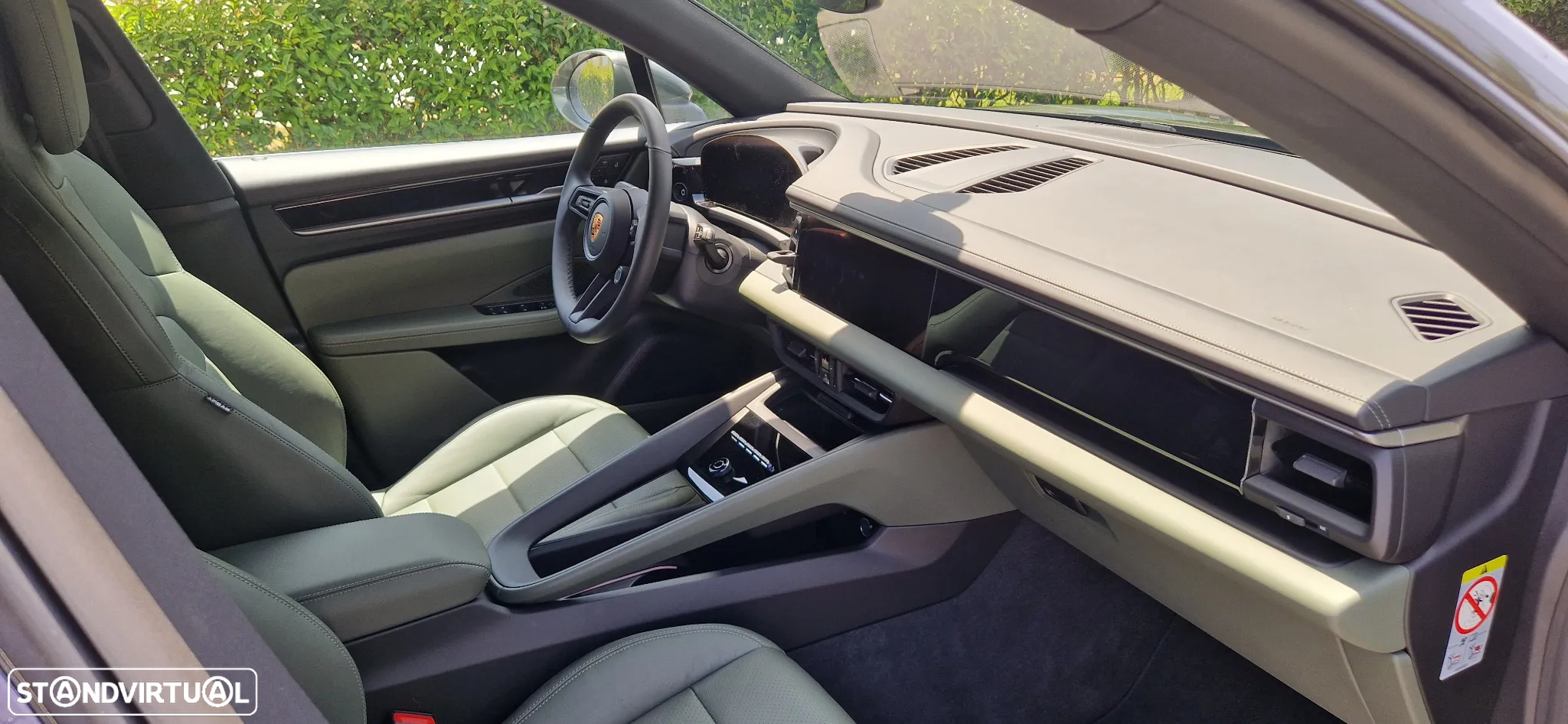 Porsche Macan Standard - 25