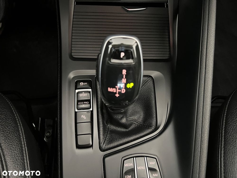 BMW X1 sDrive18i Business Edition - 35