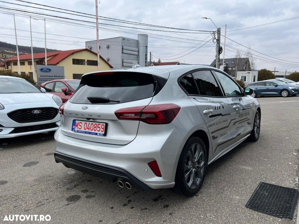 Ford Focus - 5