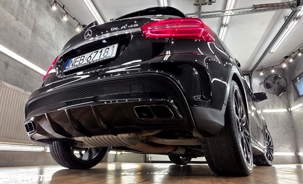 Mercedes-Benz GLA AMG 45 4-Matic - 9