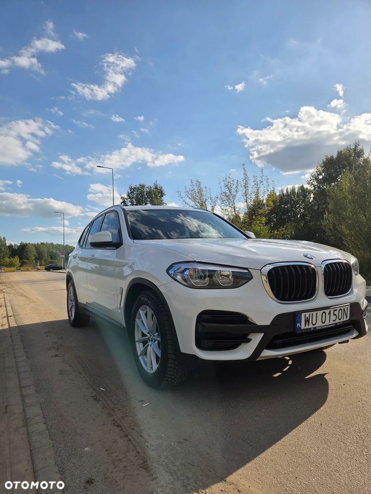 BMW X3 2018 photo 2