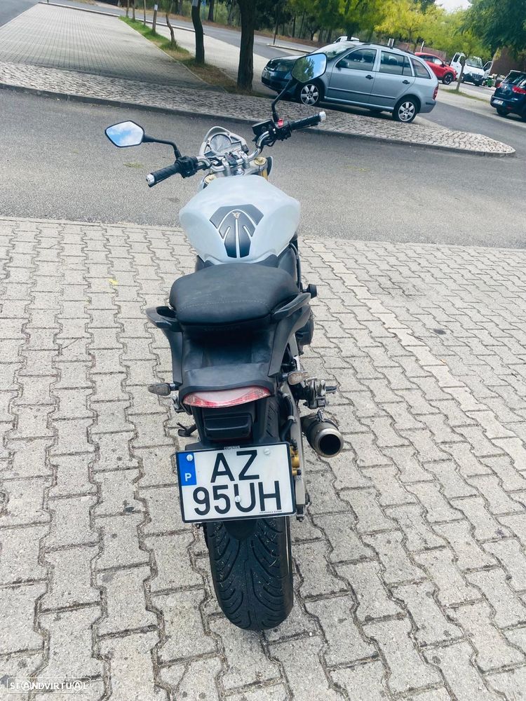 Honda Hornet Com escape rendimentos e varios extras - 9