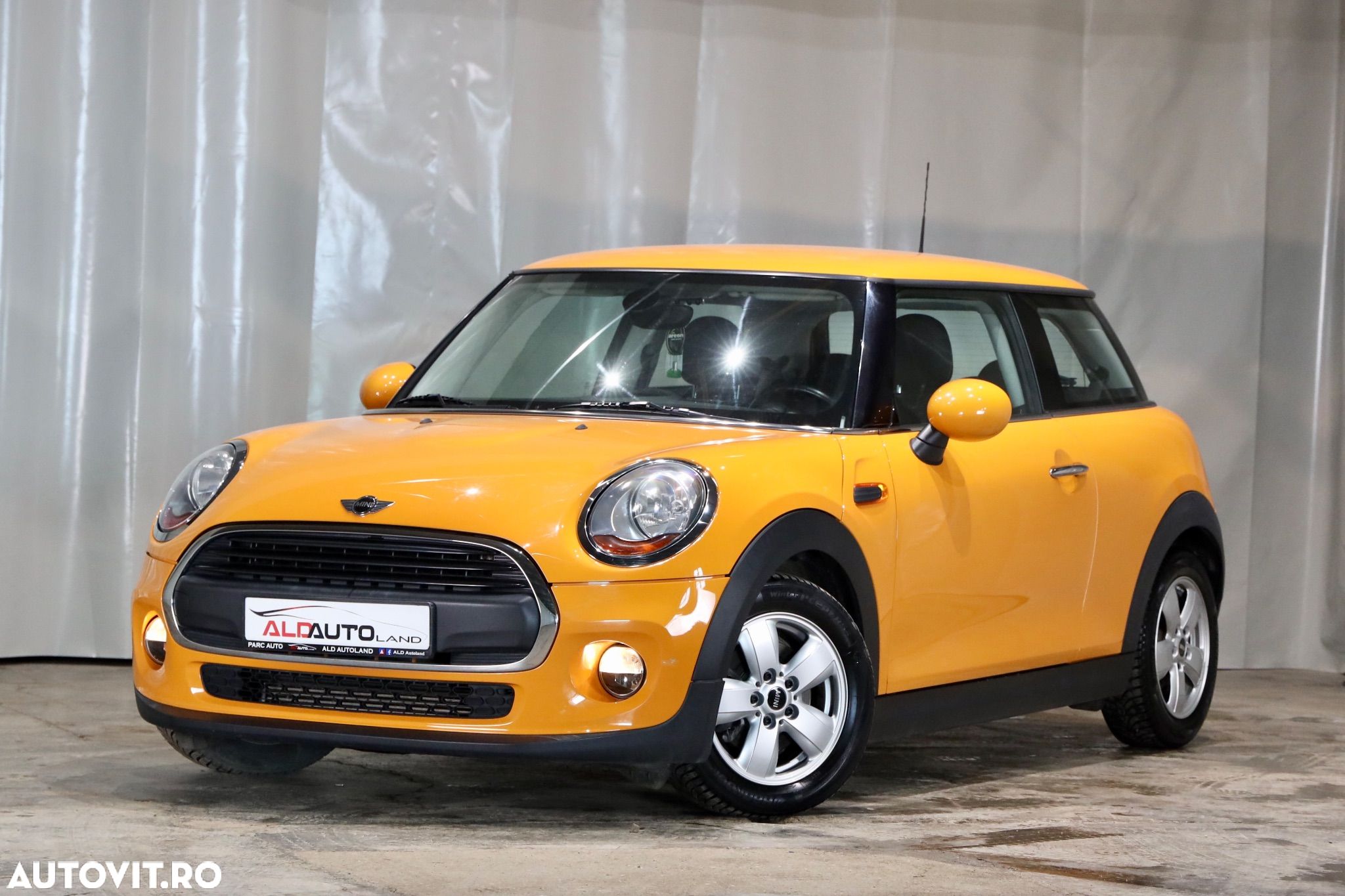 Mini ONE Standard - 1