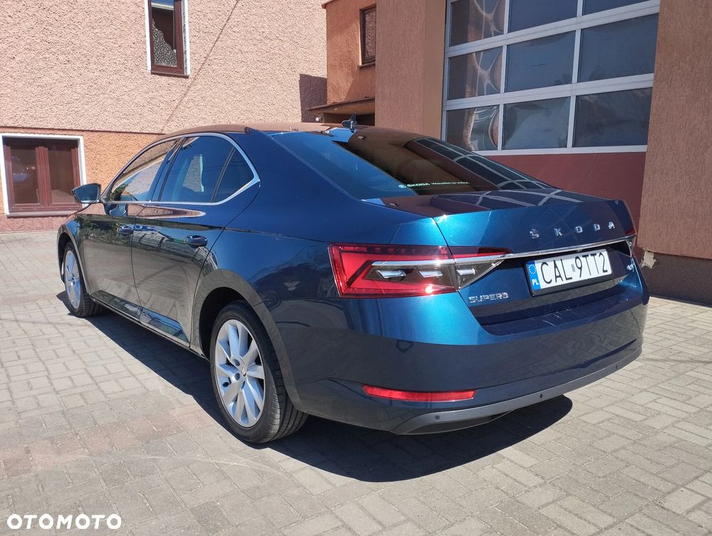 Skoda Superb 2.0 TDI SCR 4x4 Style DSG - 16