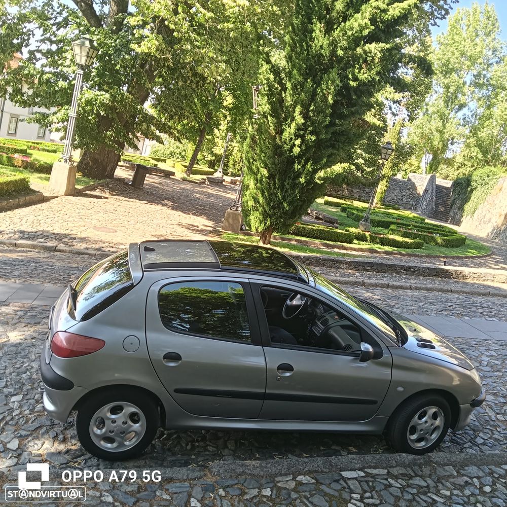 Peugeot 206 1.1 XR Présence - 1