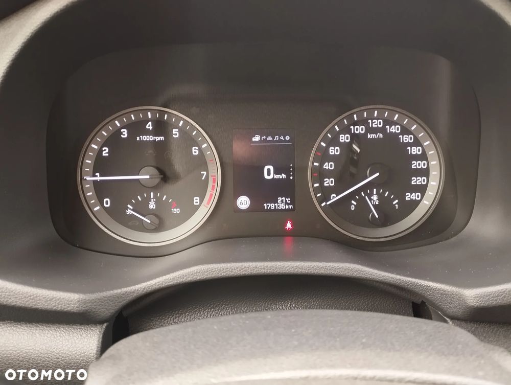 Hyundai Tucson 1.6 GDi 2WD Select - 9