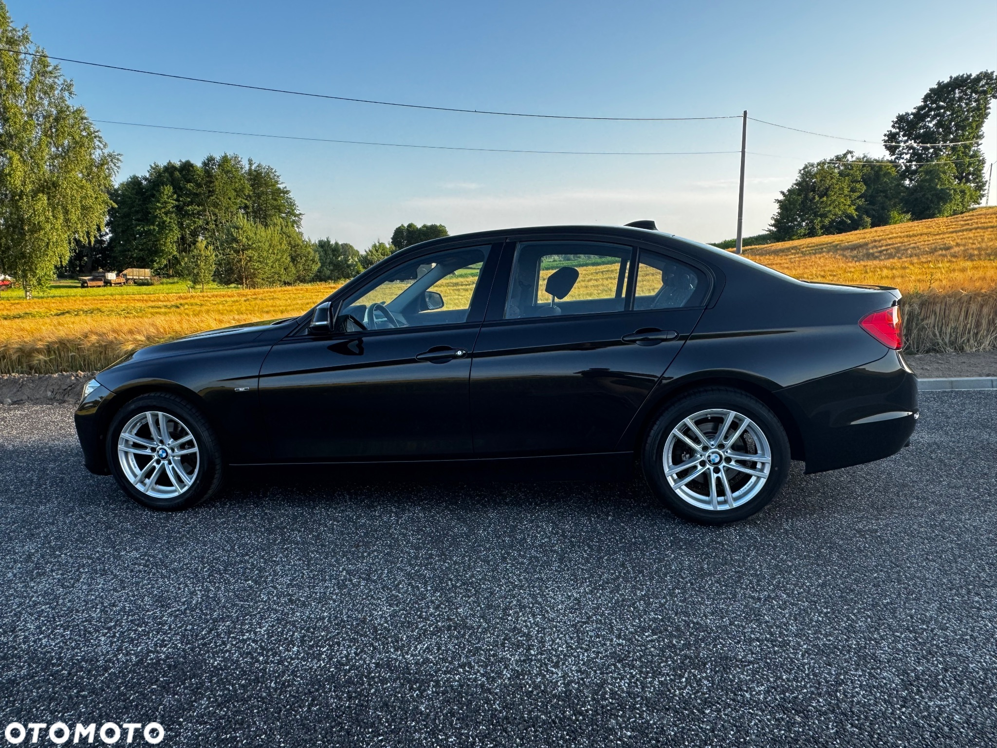 BMW Seria 3 318d Sport Line - 10