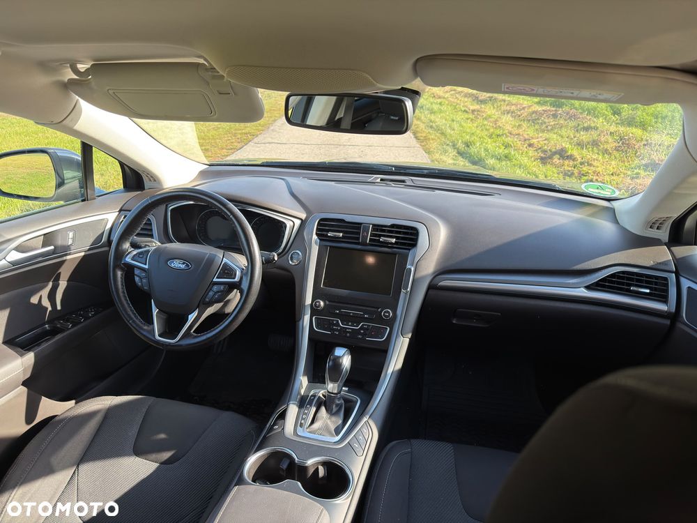 Ford Mondeo - 27