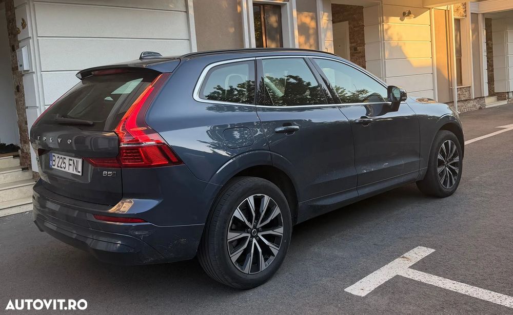 VOLVO XC60 2024 — imagine 8