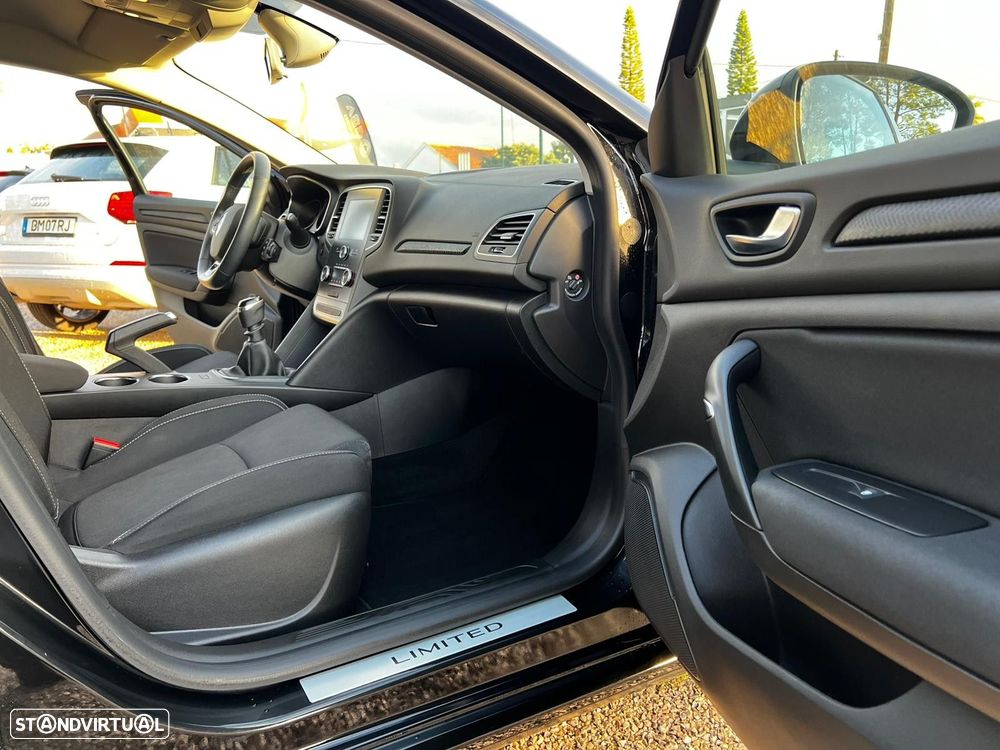 Renault Mégane Sport Tourer 1.5 Blue dCi Limited - 10